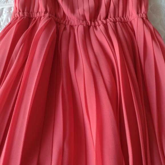 Suzi Chin - Picture 14 of 15